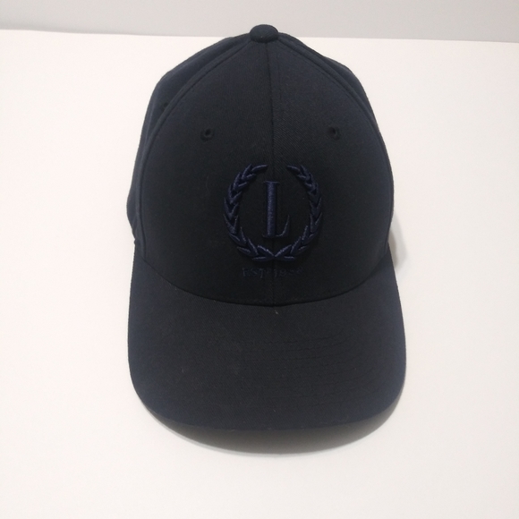 . main image 6